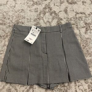 NWT Zara Black and White Checkered Mini Skort